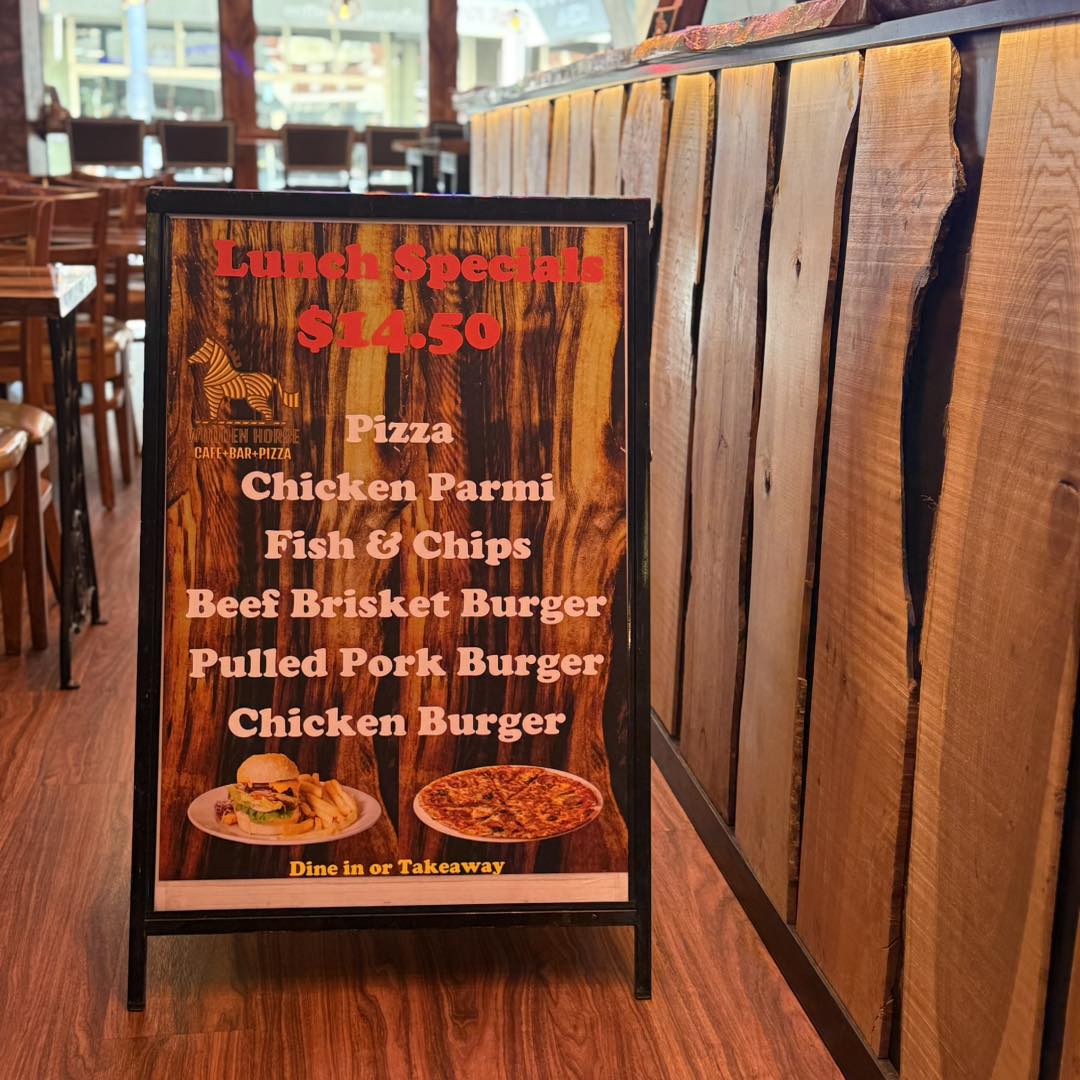 Wooden Horse Pizza & Bar
